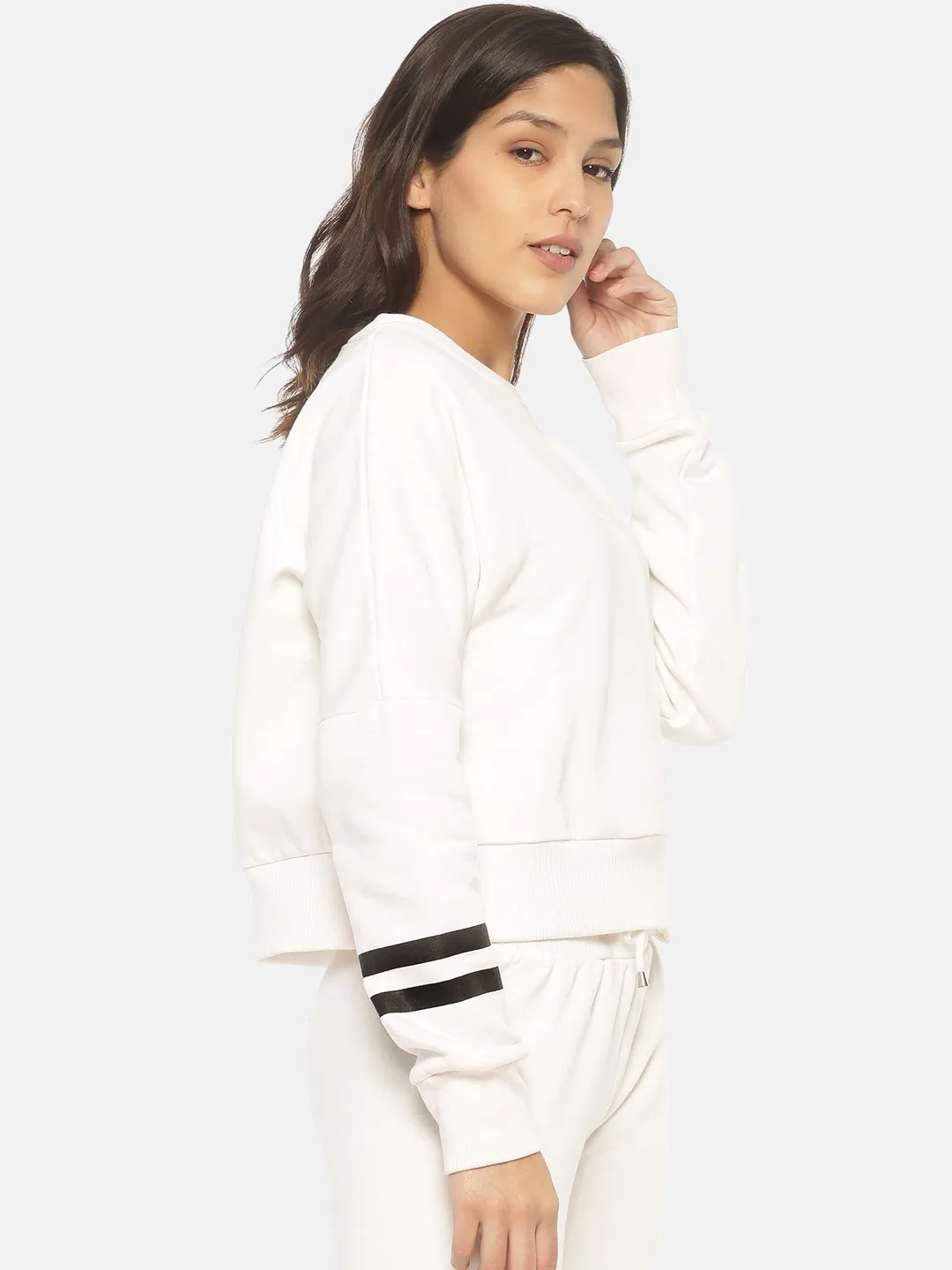 IS.U White Oversized Sweatshirt