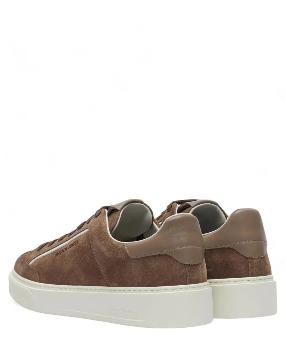 Sneaker Classic Court in Camoscio