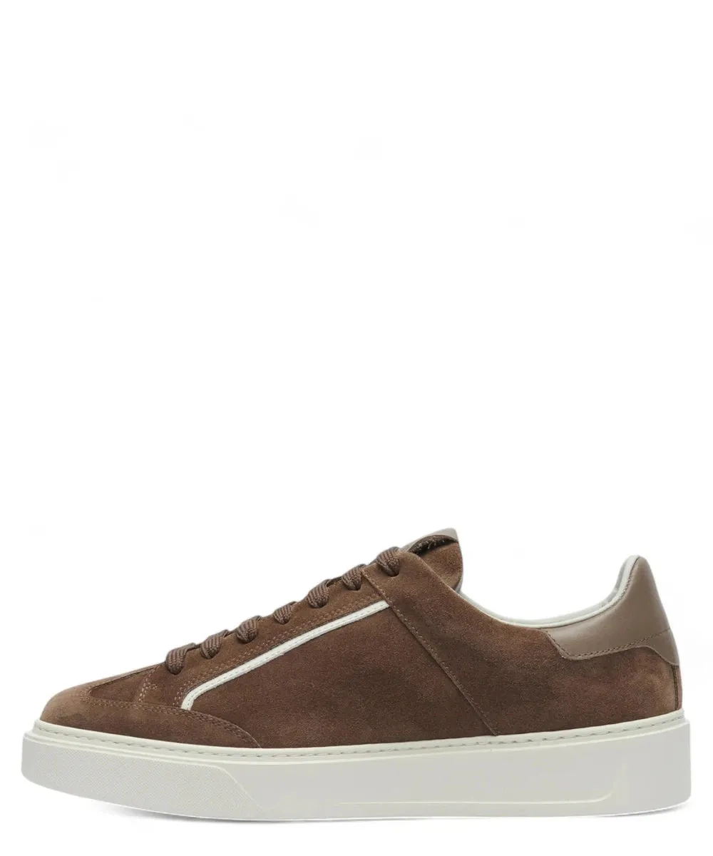Sneaker Classic Court in Camoscio