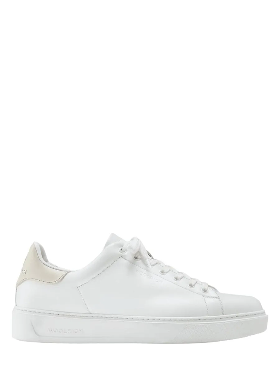 Sneakers classic court in morbida pelle con dettagli a contrasto